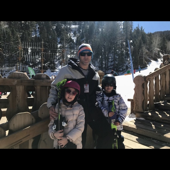 Meet your Posher, Travis - Picture 1 of 1